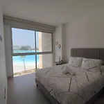 Apartamento con laguna de aguas cristalinas