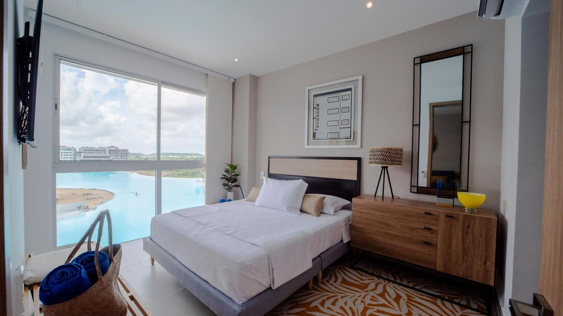 Apartamento Con Laguna De Aguas Cristalinas