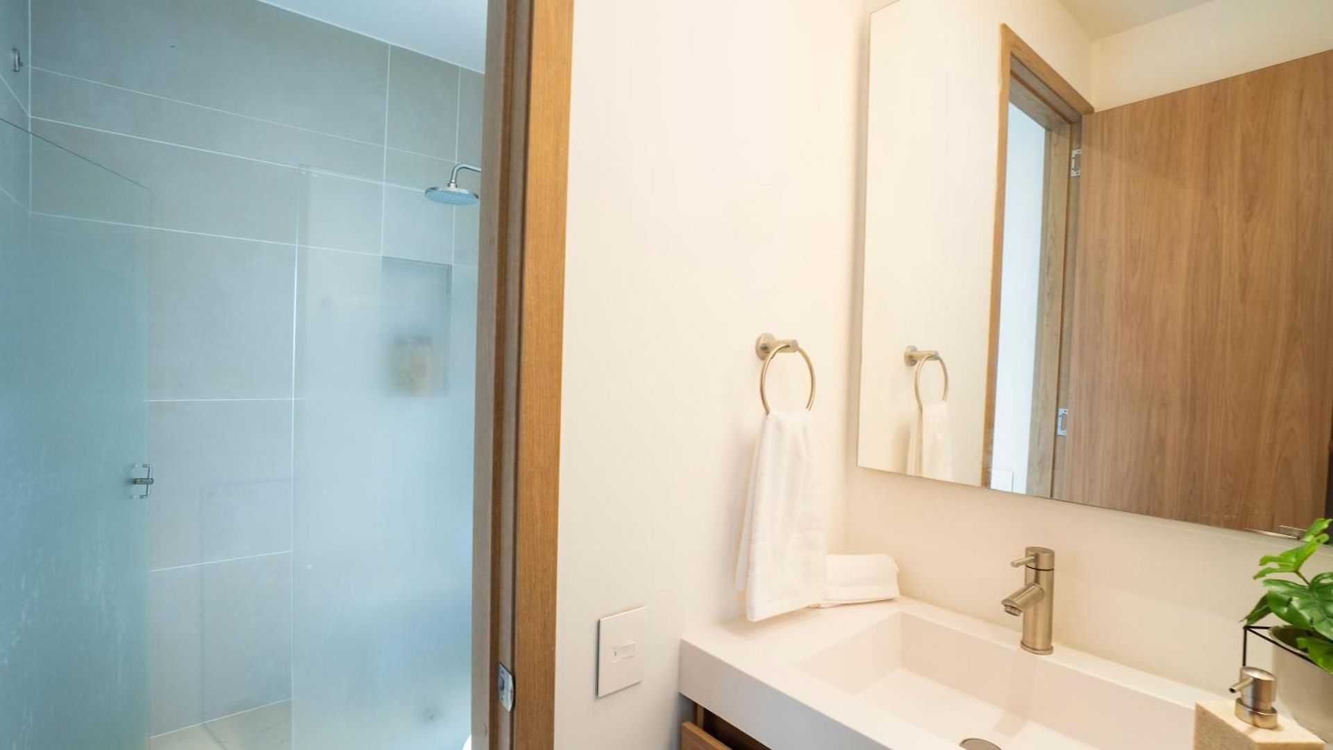 Apartamento Con Laguna De Aguas Cristalinas