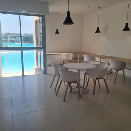 Apartamento Con Laguna De Aguas Cristalinas