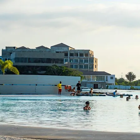 Apartamento Con Laguna De Aguas Cristalinas